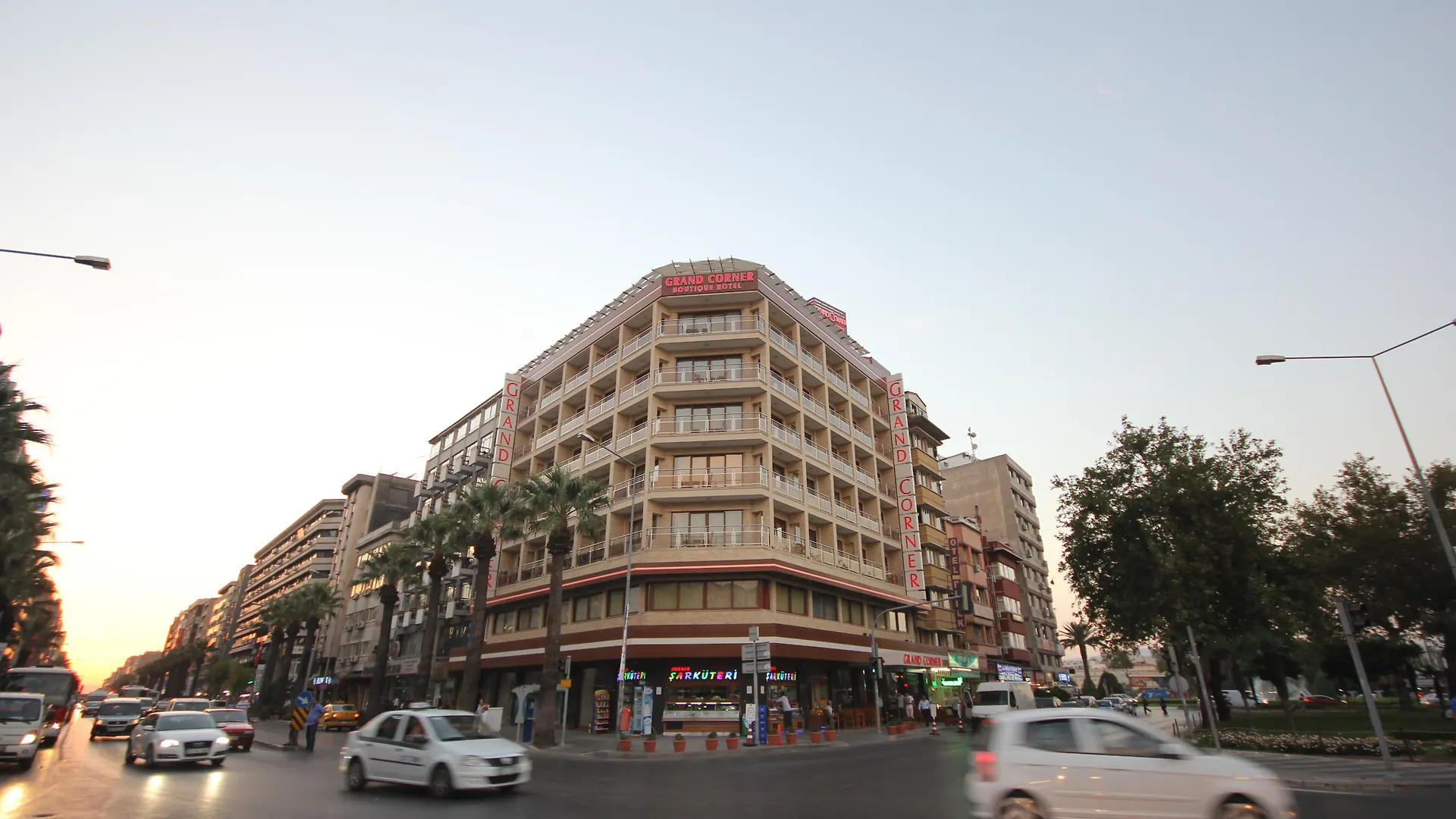 Grand Corner Boutique Hotel location